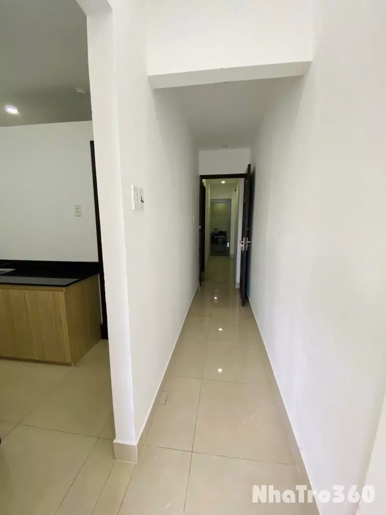 Cho thuê căn hộ tách bếp, Q10 || đường Thành Thái || gần Vạn Hạnh Mall, Nhà Thờ Đồng Tiến, SVĐ Phú Thọ