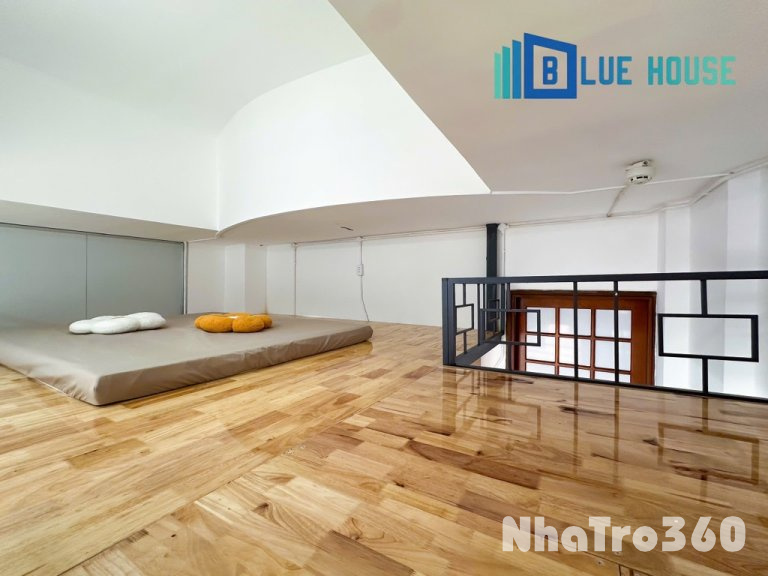 Duplex ban công lớn full nội thất siêu rộng