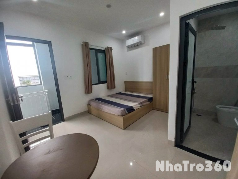 Căn hộ cửa sổ lớn, Quận 4, Hoàng Diệu, sát Quận 1