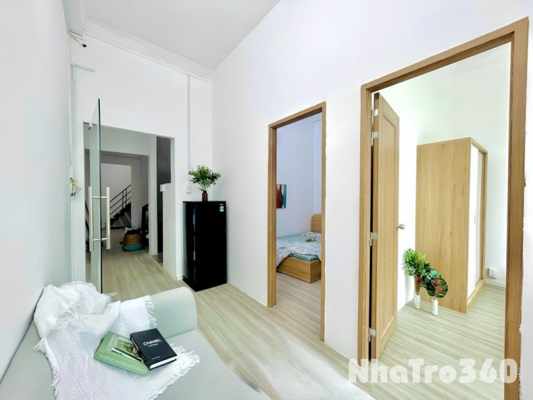 Căn hộ 2pn gần sân bay TSN nhiều cửa sổ đón gió