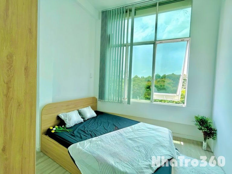 Căn hộ 2pn gần sân bay TSN nhiều cửa sổ đón gió