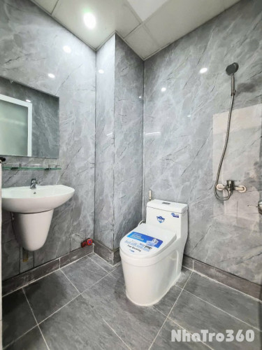 Cho thuê căn hộ Studio Vách ngăn, Ban công, Máy giặt riêng Q10 gần GO Miền Đông, Vạn Hạnh Mall
