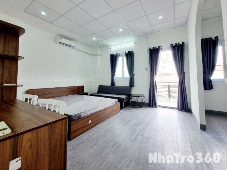 Cho thuê căn hộ Studio Vách ngăn, Ban công, Máy giặt riêng Q10 gần GO Miền Đông, Vạn Hạnh Mall
