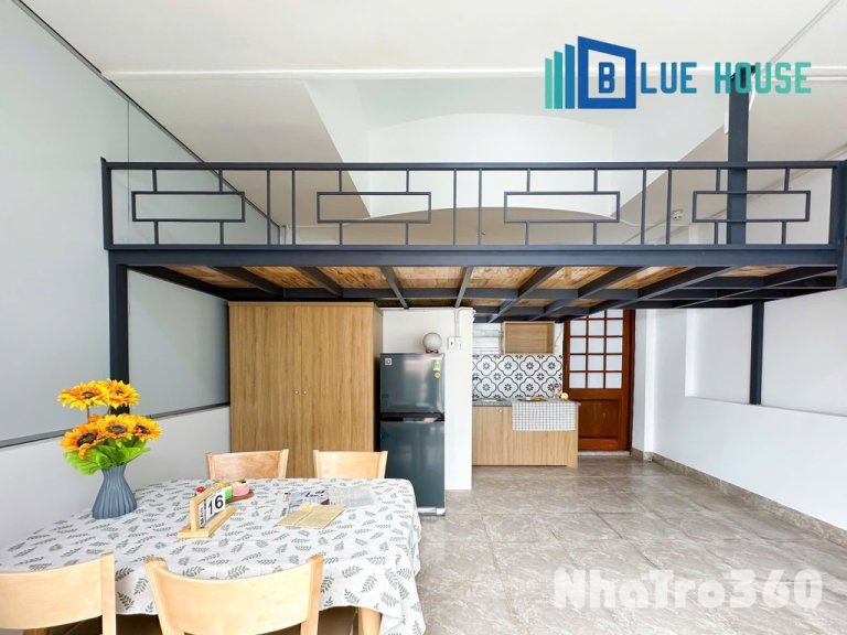 Duplex ban công lớn full nội thất siêu rộng