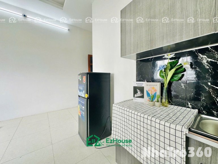 Full nội thất , bao thoáng mát, cửa sổ lớn