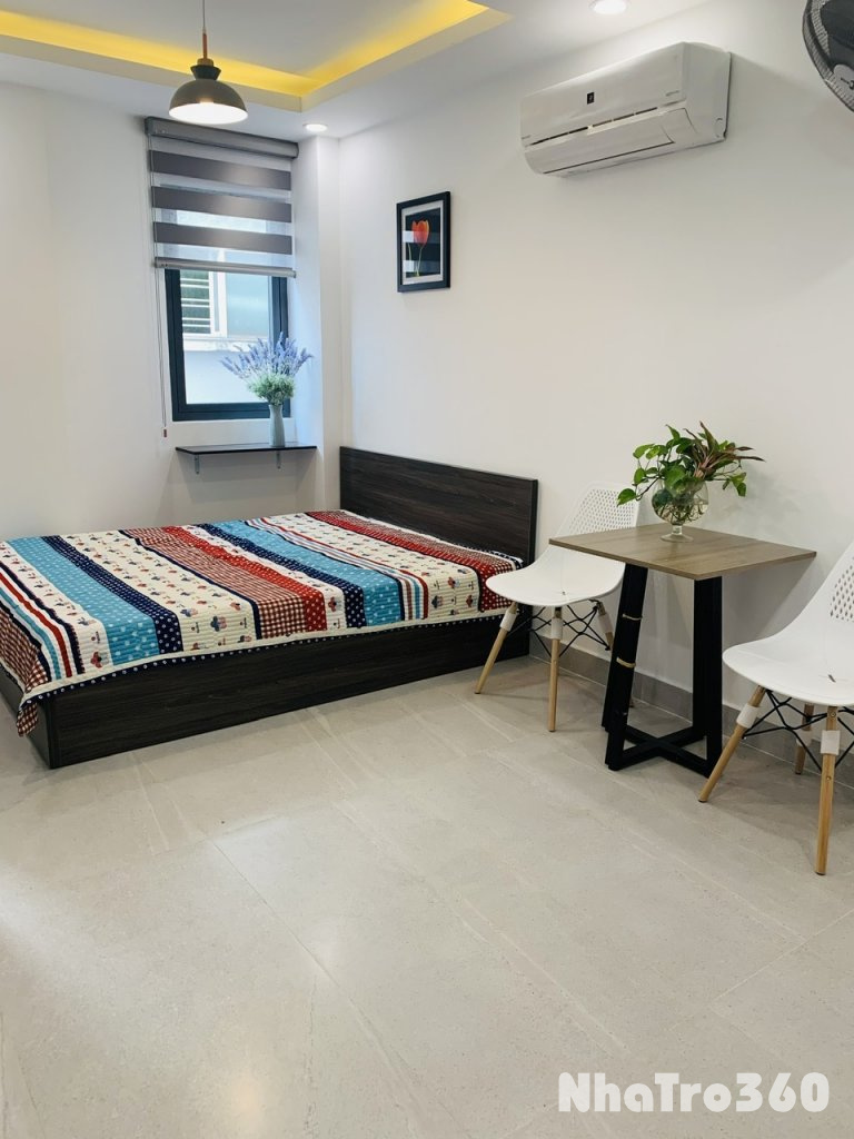 Cho thuê căn hộ cửa sổ, Q1, gần cầu Công Viên 23 Tháng 9, cầu Ông Lãnh, Đại Học Văn Lang