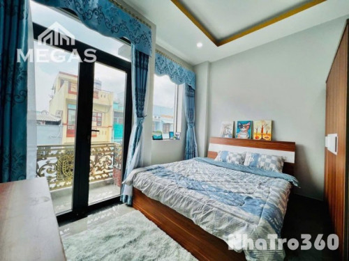 Ban công, siêu thoáng, Full nội thất