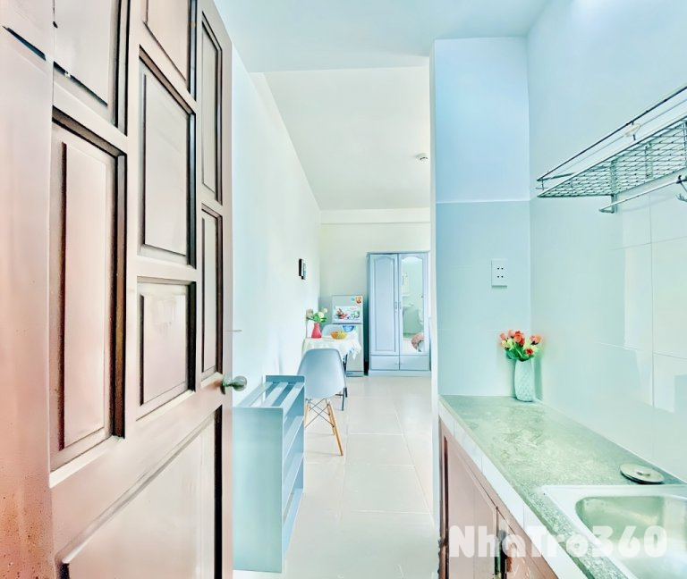 Cho thuê căn hộ Studio tách bếpp có ban công rộng