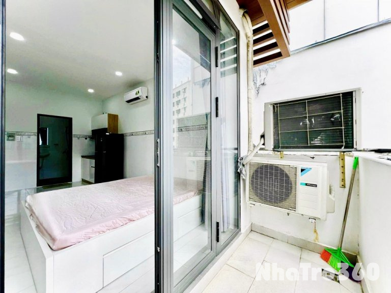 Căn hộ Studio rộng có ban công siêu gió TÂN BÌNH