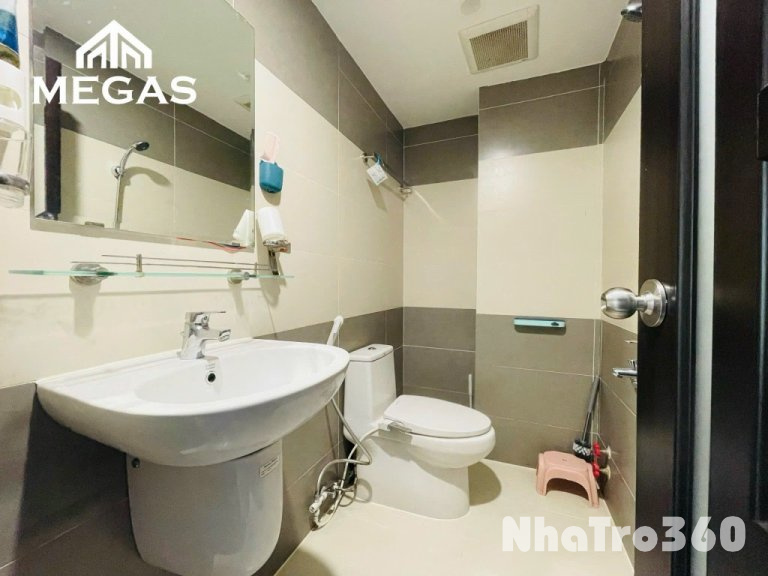 Căn Hộ Cửa Sổ Trời Ngay Công viên Hoàng Văn Thụ