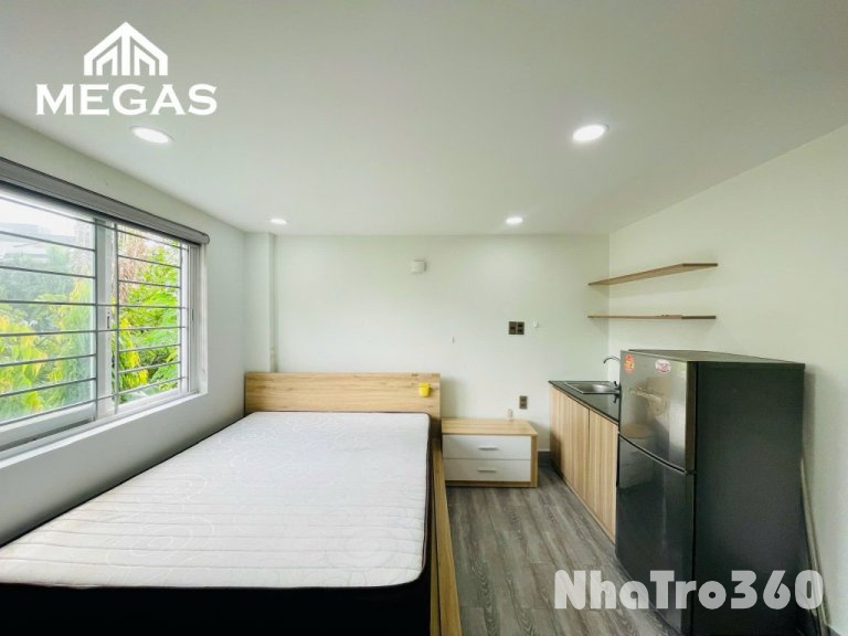 Căn Hộ Cửa Sổ Trời Ngay Công viên Hoàng Văn Thụ