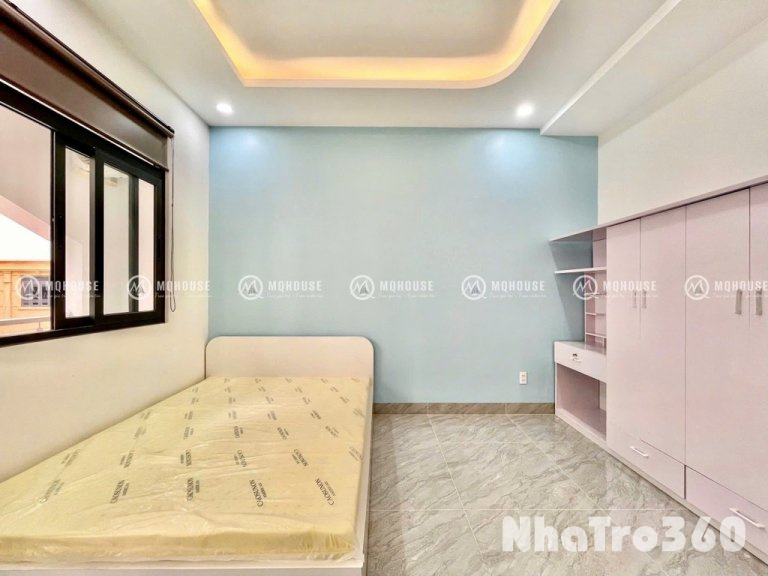 Phòng full nội thất, cửa sổ, ban công, tự do