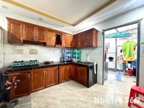 Full nội thất, bếp siêu lớn, công viên Phú Lâm