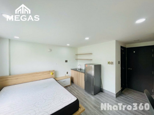 Căn Hộ Cửa Sổ Trời Ngay Công viên Hoàng Văn Thụ