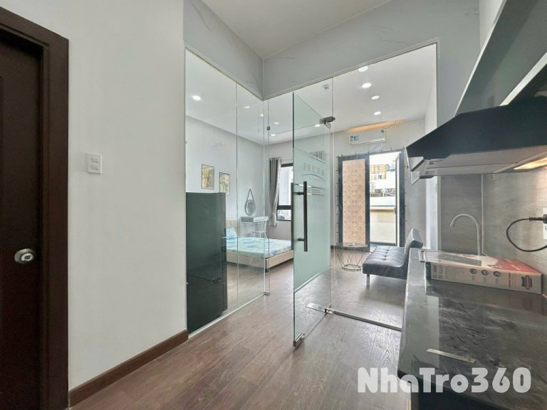 Cho thuê Studio ban công Quận 3