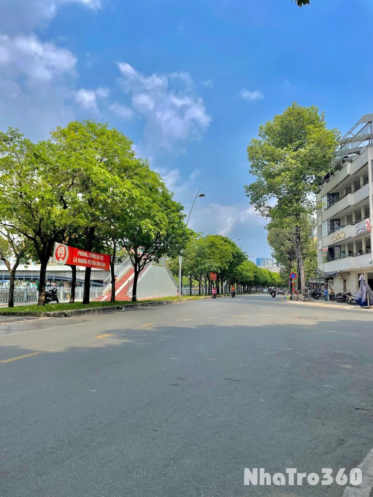 Cho thuê căn hộ Studio Ban công, Tách bếpQ1 gần cầu Thị Nghè, vòng xoay Điện Biên Phủ