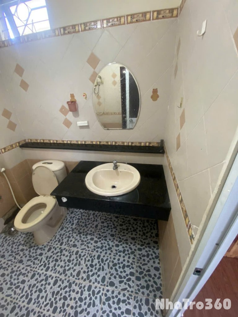 PHÒNG ĐẸP SIÊU RỘNG MÀ GIÁ HSSV TẠI Q3