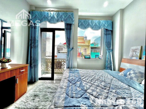 Ban công, siêu thoáng, Full nội thất