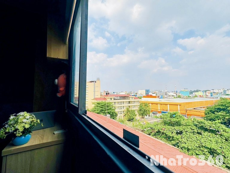 Căn hộ 1pn tách bếp view kính ngắm máy bay Tân Bìn