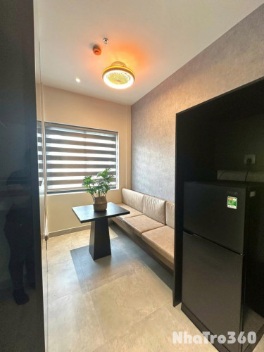 CĂN HỘ CÓ CỬA SỔ FULL NỘI THẤT QUẬN 4