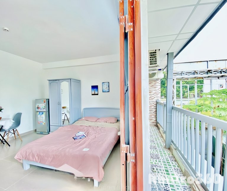 Cho thuê căn hộ Studio tách bếpp có ban công rộng