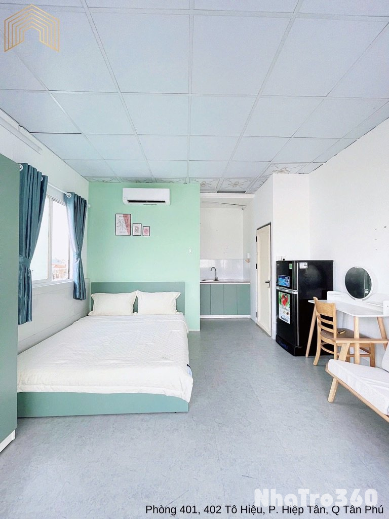 CĂN HỘ PENTHOUSE FULL NỘI THẤT BANCOL GẦN ĐẦM SEN