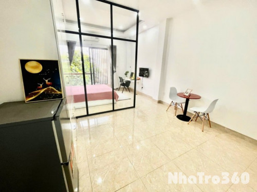 Cho thuê căn hộ 1PN, ban công, Q1 || đường Mai Thị Lựu || gần cầu CV Lê Văn Tám, cầu Bông, Vòng xoay Điện Biên Phủ