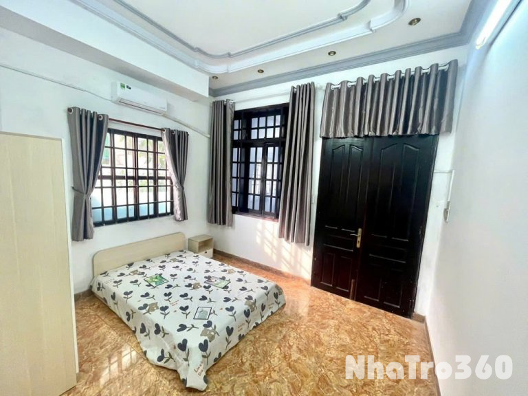 Tách phòng ngủ, tách bếp, cửa sổ, rộng thoáng