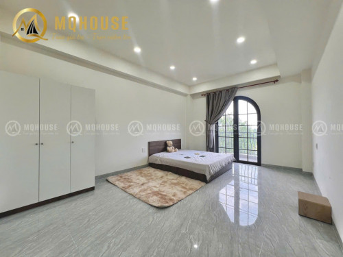 CHO THUÊ PHÒNG TRỐNG 1PN-1PK BAN CÔNG SẠCH SẼ Ở NGAY LÊ TẤN QUỐC