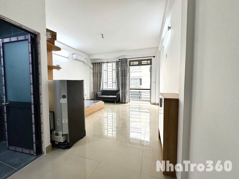 CĂN HỘ BAN CÔNG FULL NT QUẬN 3 GẦN CV LÊ THỊ RIÊNG