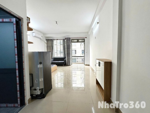 CĂN HỘ BAN CÔNG FULL NT QUẬN 3 GẦN CV LÊ THỊ RIÊNG