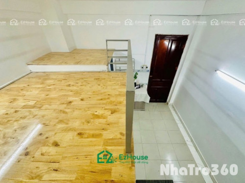 Mặt tiền, có gác, Full nội thất , cửa sổ thoáng