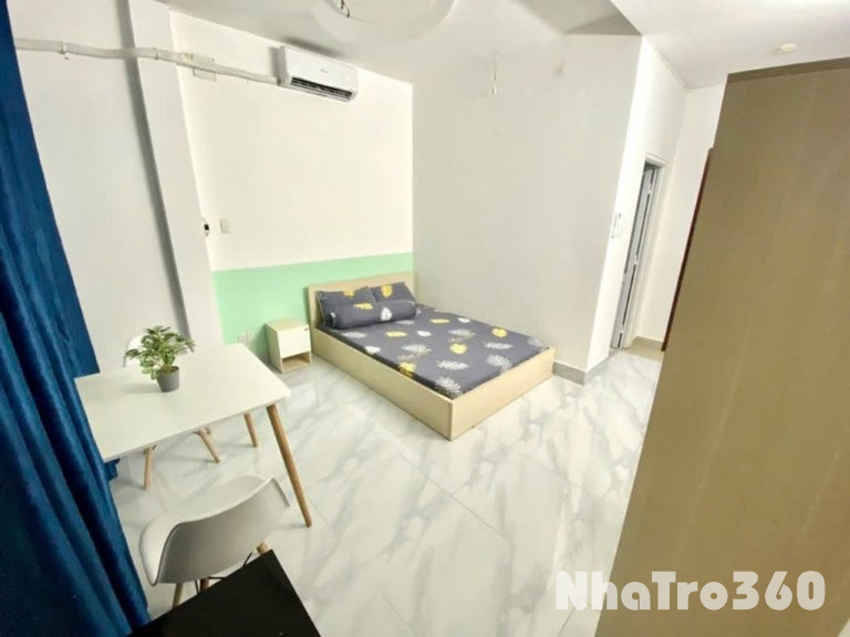 Ngay VHU, full nội thất, cửa sổ thoáng mát