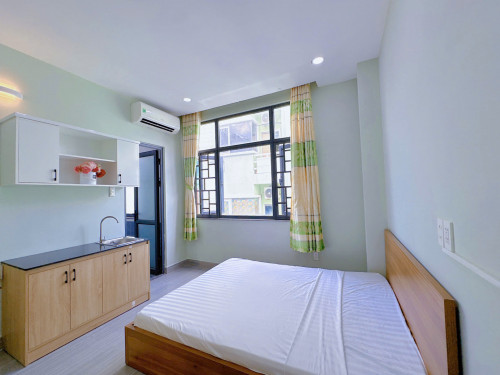 STUDIO MỚI TOANH NGAY CMT8 Q10 – 500m tới vòng xoanh Công Trường Dân Chủ