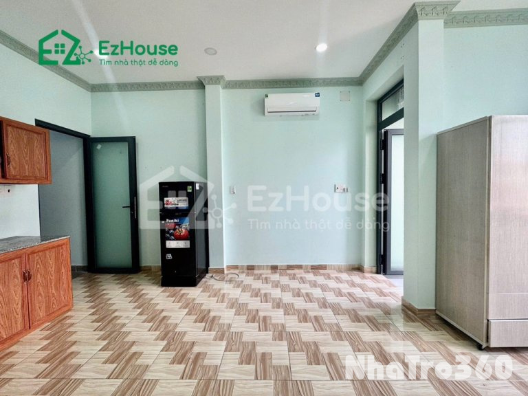 Full nội thất, thang máy, ban công, cửa sổ, giá re