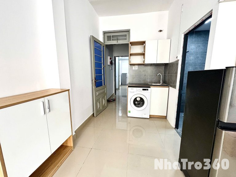 CĂN HỘ BAN CÔNG FULL NT QUẬN 3 GẦN CV LÊ THỊ RIÊNG