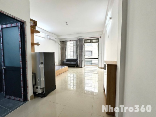 CĂN HỘ BAN CÔNG FULL NT QUẬN 3 GẦN CV LÊ THỊ RIÊNG