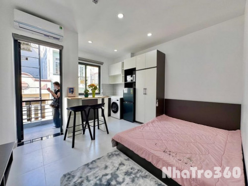 Căn Hộ Studio Ban Công Full Nội Thất Tại Quận 10