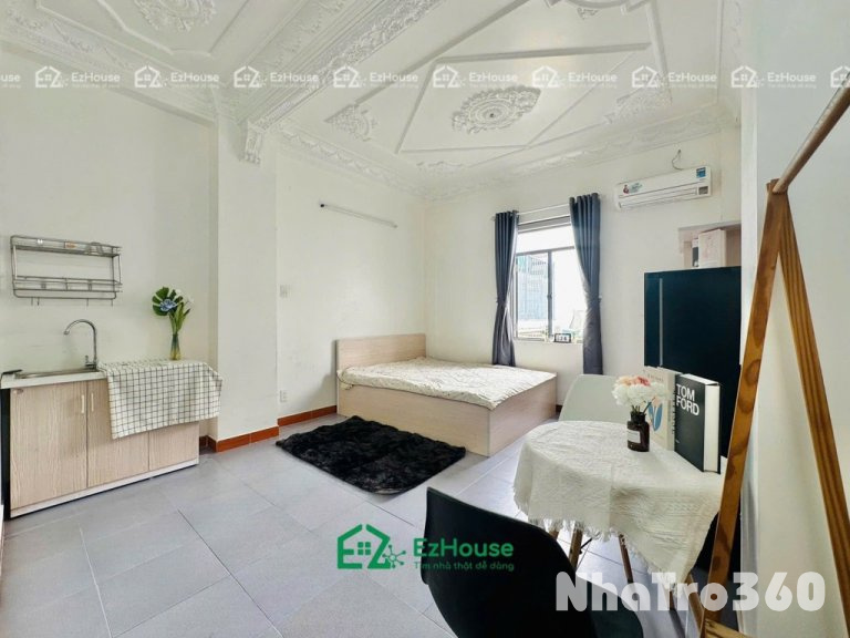 Phòng full nội thất, cửa sổ trời, tự do, giá rẻ