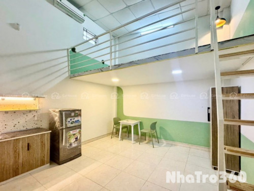 Có gác, Full nội thất, thang máy, rộng thoáng