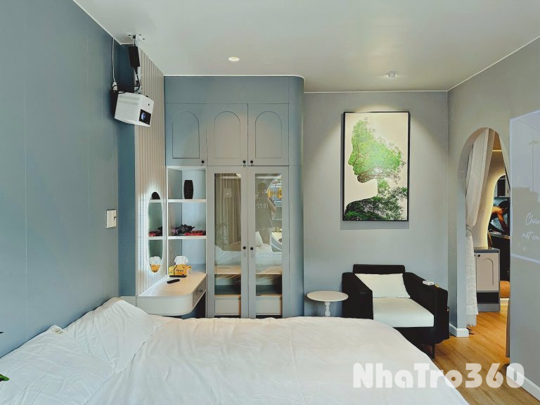 VỪA TRỐNG LẠI MỘT CHIẾC STUDIO SIÊU XINH NGAY CMT8 Q10 – sát bên vòng xoanh công trường dân chủ