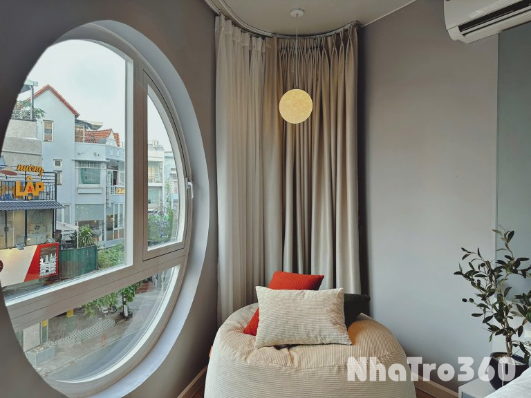 VỪA TRỐNG LẠI MỘT CHIẾC STUDIO SIÊU XINH NGAY CMT8 Q10 – sát bên vòng xoanh công trường dân chủ