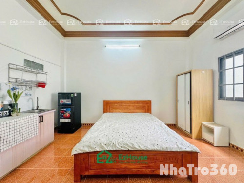 Phòng full nội thất, cửa sổ, tự do, giá rẻ