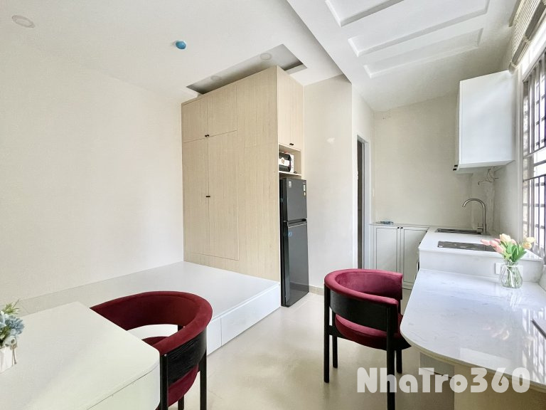 CĂN HỘ CỬA SỐ FULL NỘI THẤT QUẬN 5 GẦN CẦU CHÀ VÀ