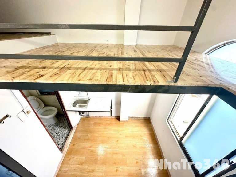 Giá chỉ từ 2tr2 sẵn máy lạnh kệ bếp cửa sổ