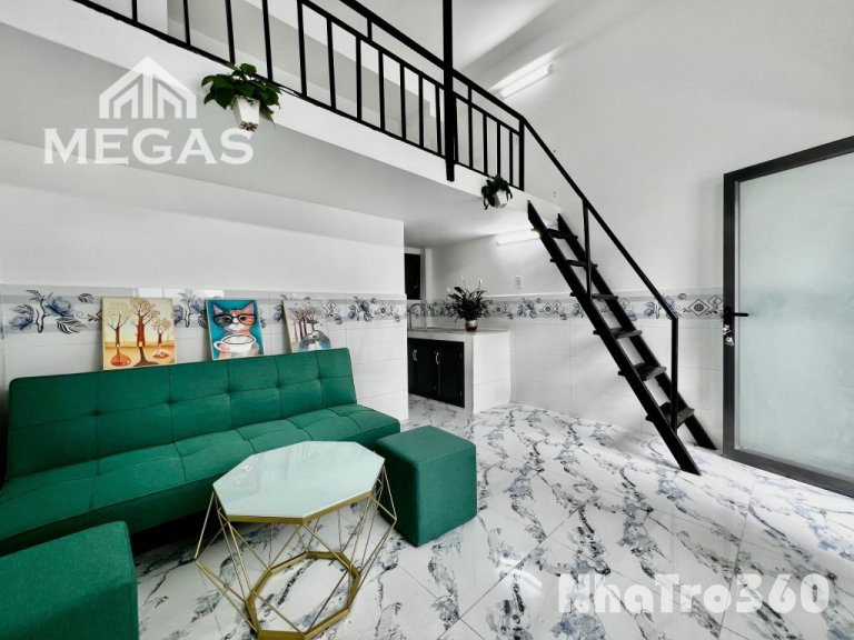 Phòng trọ giá rẻ thiangs mát có gác - Ban Cong