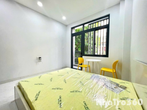 CĂN HỘ quận 3, ban công thoáng mát ngay ga sài gòn