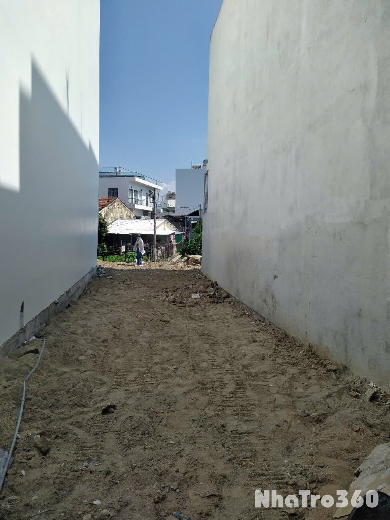 CHÍNH CHỦ CẦN  CHO THUÊ MẶT BẰNG 100M2 TẠI ĐƯỜNG 18A, PHƯỚC HẢI -TP NHA TRANG- KHÁNH HÒA GIÁ TỐT CHỈ VỚI 5Triệu Vnd