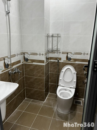 Cho thuê nhà  xây nguyên căn mới 100% full nội thấ