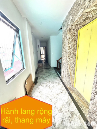 Chính chủ cho thuê 25m2 full nội thất gầnRoyalCity
